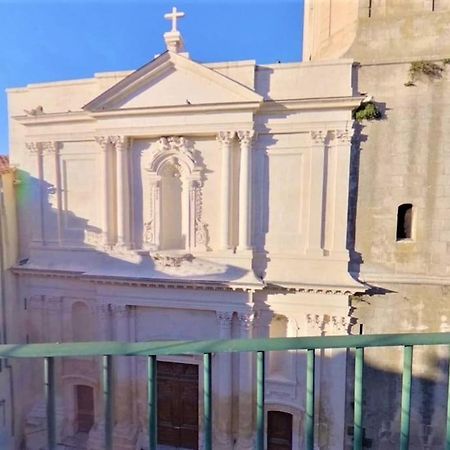 La Terrasse Ensoleillee Arles Camargue Apartment ภายนอก รูปภาพ