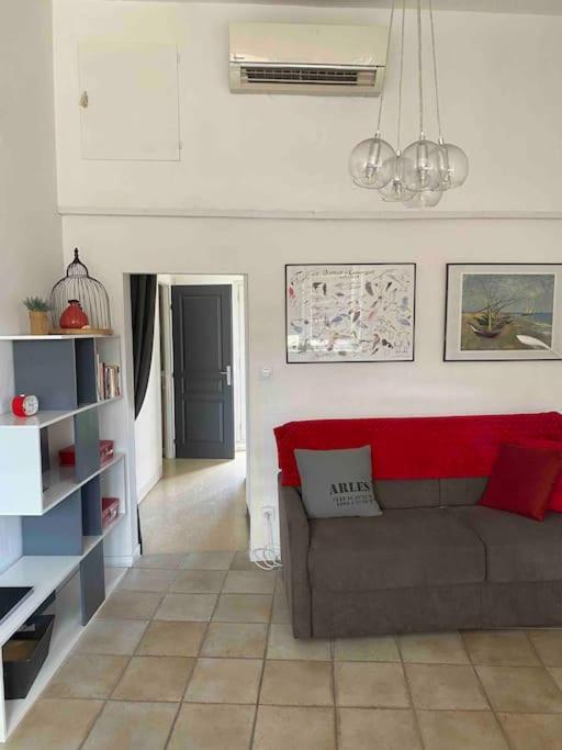La Terrasse Ensoleillee Arles Camargue Apartment ภายนอก รูปภาพ