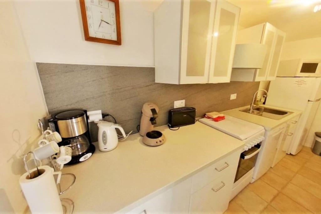 La Terrasse Ensoleillee Arles Camargue Apartment ภายนอก รูปภาพ