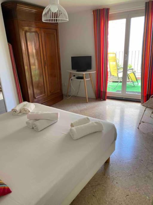 La Terrasse Ensoleillee Arles Camargue Apartment ภายนอก รูปภาพ