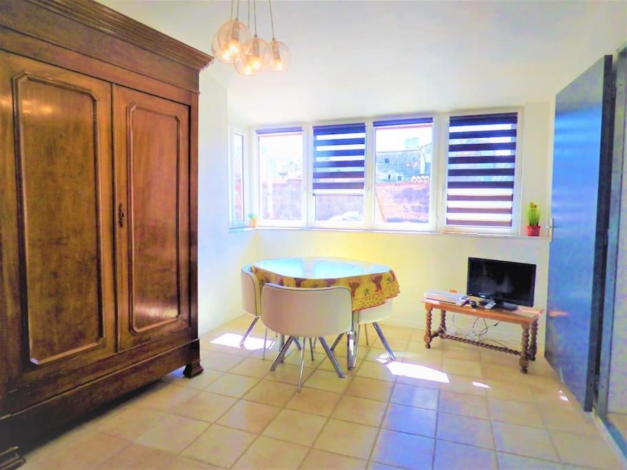 La Terrasse Ensoleillee Arles Camargue Apartment ภายนอก รูปภาพ