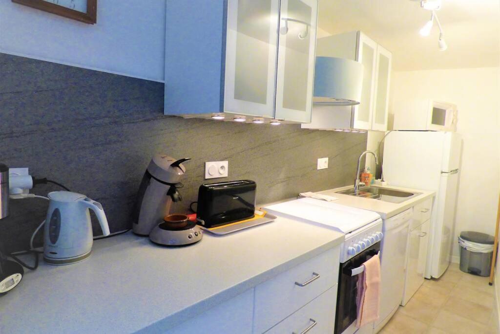 La Terrasse Ensoleillee Arles Camargue Apartment ภายนอก รูปภาพ